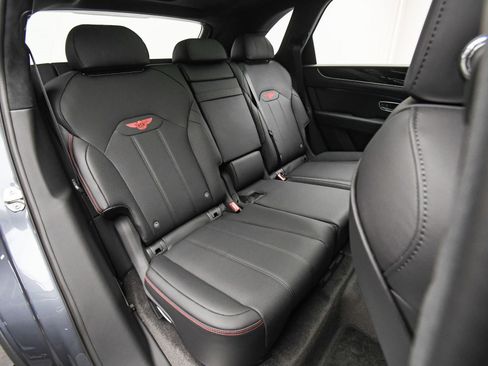 New 2025 Bentley Bentayga image 46