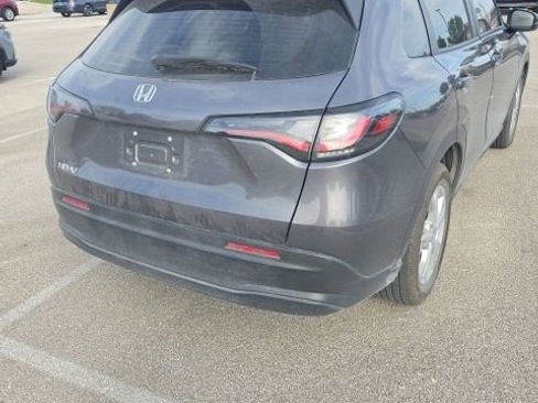 Used 2025 Honda HR-V LX image 7