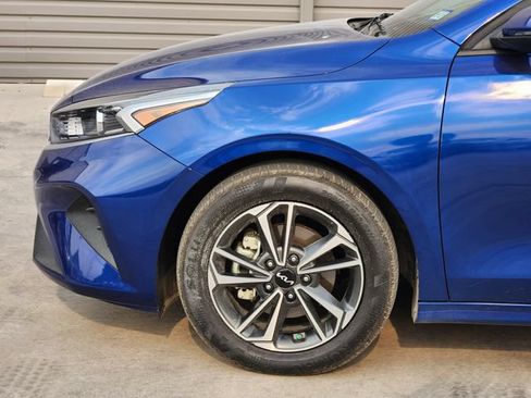 Used 2024 Kia Forte LXS w/ LXS Technology Package FWD image 9