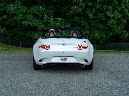 Used 2026 MAZDA MX-5 Miata Grand Touring RWD image 8