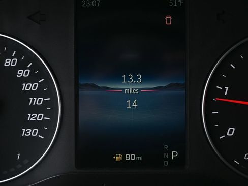 Used 2025 Mercedes-Benz Sprinter 2500 image 12