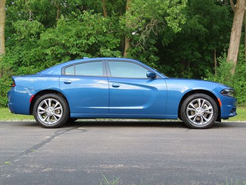 Used 2021 Dodge Charger SXT w/ Driver Convenience Group AWD/4WD image 2