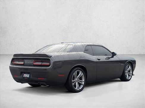 Used 2022 Dodge Challenger R/T image 5