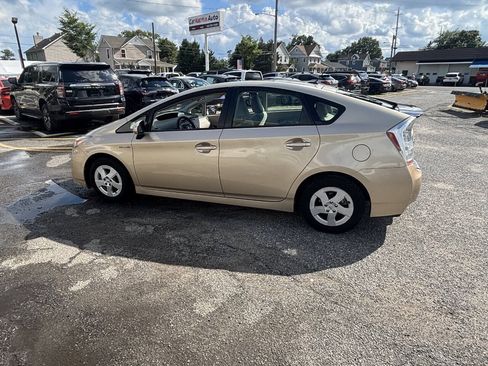 Used 2011 Toyota Prius Two FWD image 5