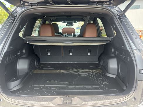 New 2025 Subaru Forester Touring image 4