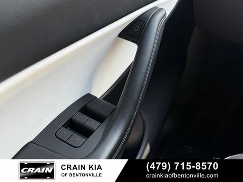 Used 2022 Tesla Model Y Performance AWD/4WD image 10