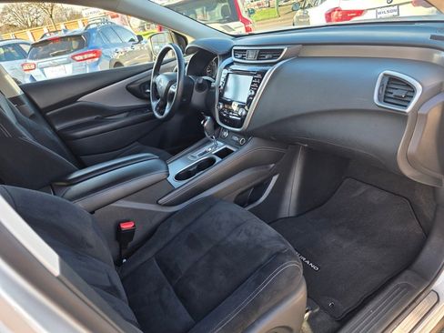 Used 2021 Nissan Murano SV image 23