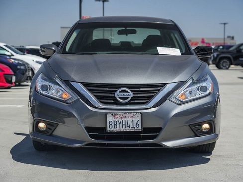 Used 2018 Nissan Altima 2.5 SV FWD image 4