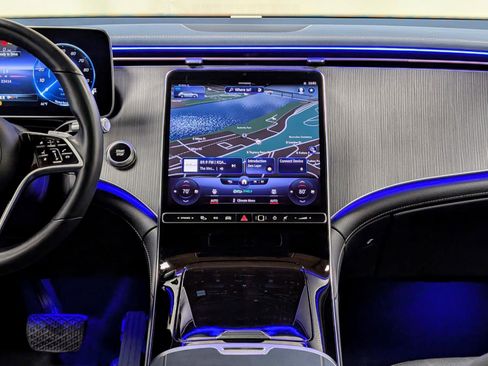 Used 2023 Mercedes-Benz EQS 450+ 4MATIC SUV image 31