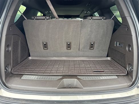 Used 2021 GMC Yukon Denali w/ Denali Premium Package image 19