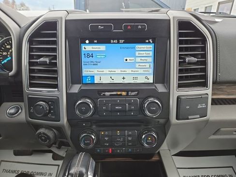 Used 2018 Ford F150 Lariat w/ Trailer Tow Package image 28