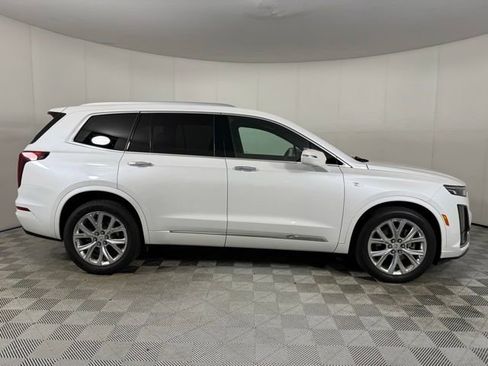 Used 2020 Cadillac XT6 Premium Luxury image 8