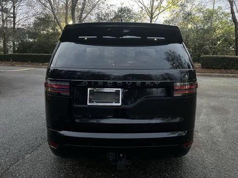 Used 2025 Land Rover Discovery Dynamic SE image 8