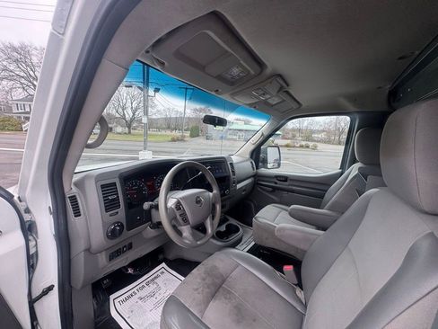 Used 2019 Nissan NV 3500 S image 29