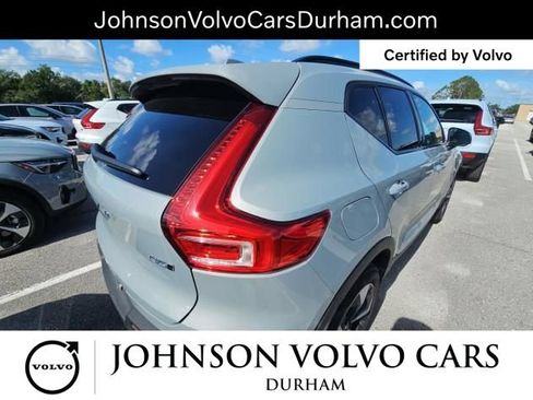 Used 2026 Volvo XC40 B5 Plus AWD/4WD image 5