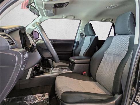 Used 2016 Toyota 4Runner SR5 AWD/4WD image 15