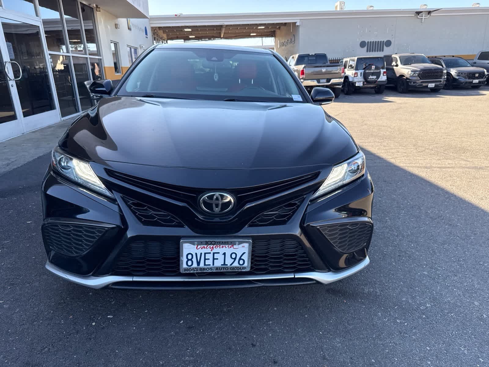 Used 2021 Toyota Camry XSE FWD image 3