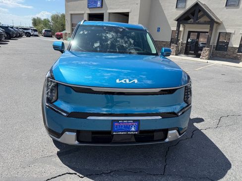 Used 2024 Kia EV9 Land AWD/4WD image 12