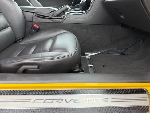 Used 2010 Chevrolet Corvette Grand Sport RWD image 22