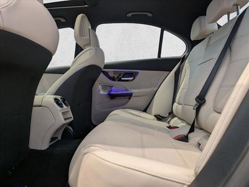 Used 2025 Mercedes-Benz C 300 4MATIC Sedan image 17