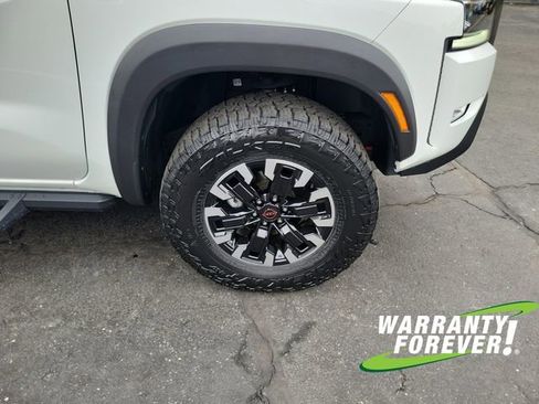 Used 2023 Nissan Frontier PRO-4X w/ Technology Package image 19