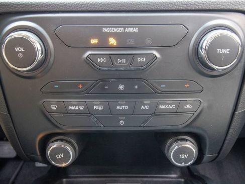 Used 2019 Ford Ranger XLT w/ Equipment Group 301A Mid RWD image 27