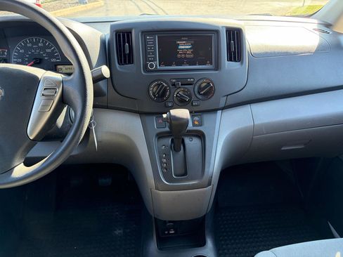 Used 2020 Nissan NV200 SV w/ Back Door Glass Package image 26