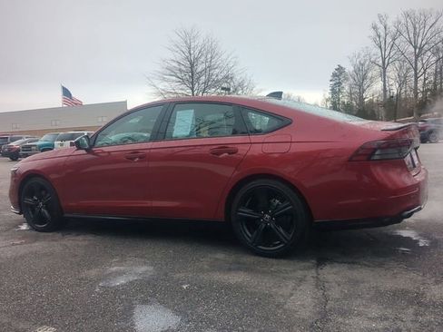Used 2024 Honda Accord Sport image 6