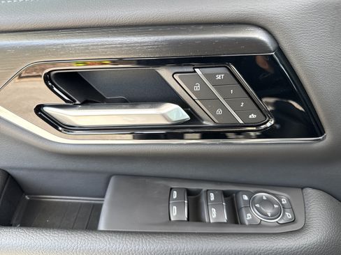 New 2026 GMC Yukon Denali AWD/4WD image 15