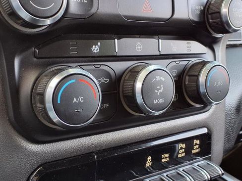 Used 2019 RAM 1500 Big Horn image 7