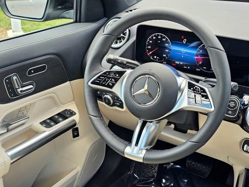 New 2026 Mercedes-Benz GLA 250 4MATIC image 30