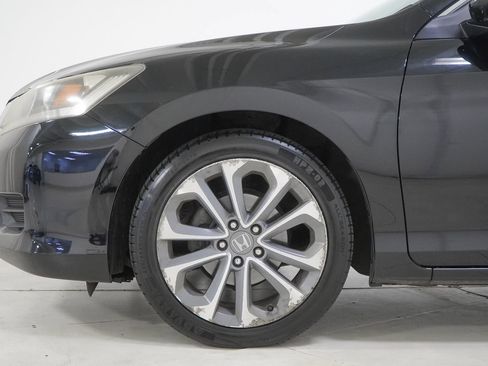 Used 2015 Honda Accord LX image 16