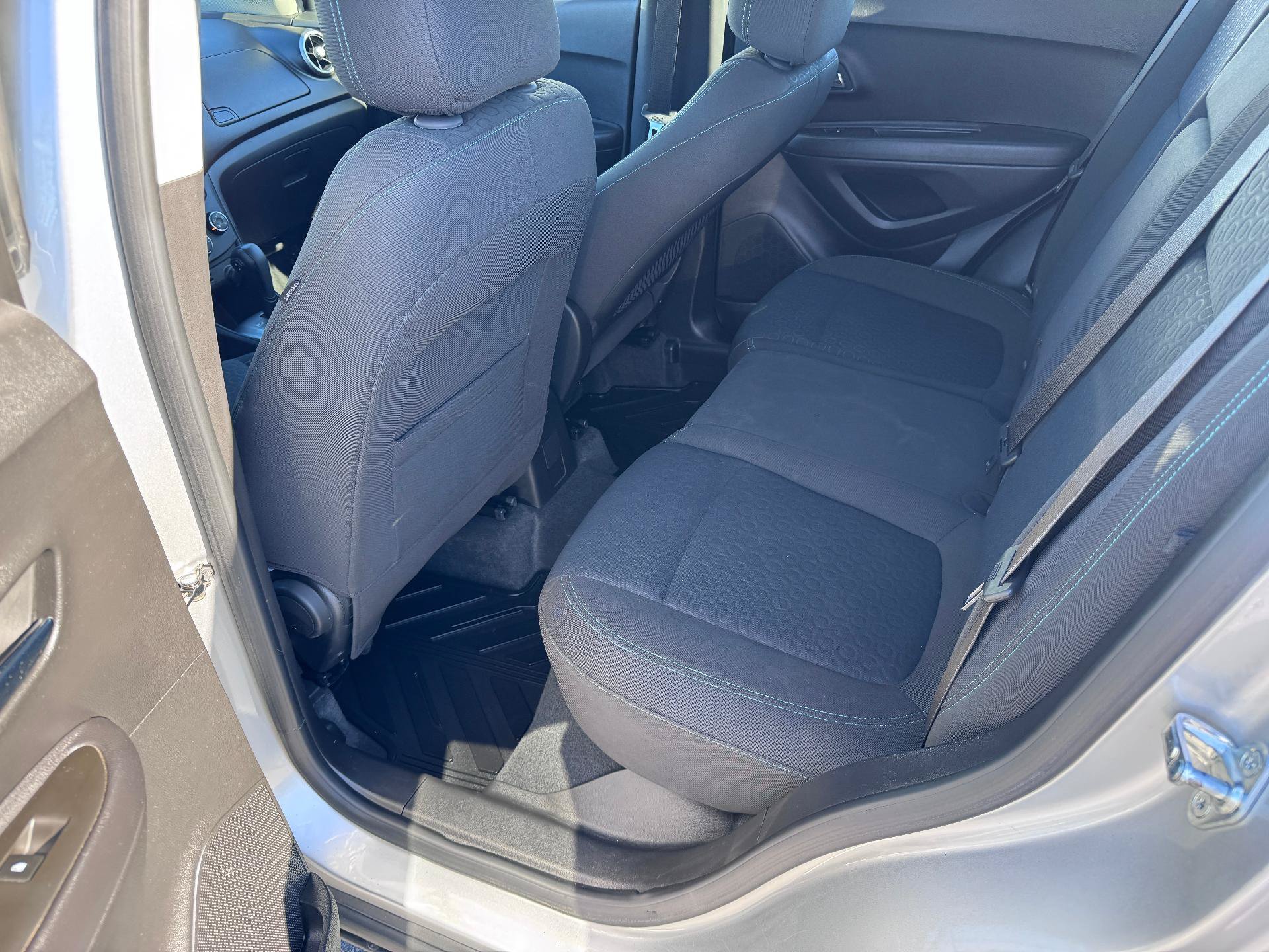 Used 2015 Chevrolet Trax LS w/ LPO, Protection Package AWD/4WD image 14