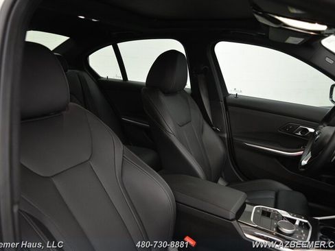 Used 2024 BMW 330i Sedan w/ Convenience Package RWD image 19
