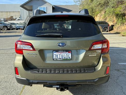 Used 2015 Subaru Outback 2.5i Limited image 6