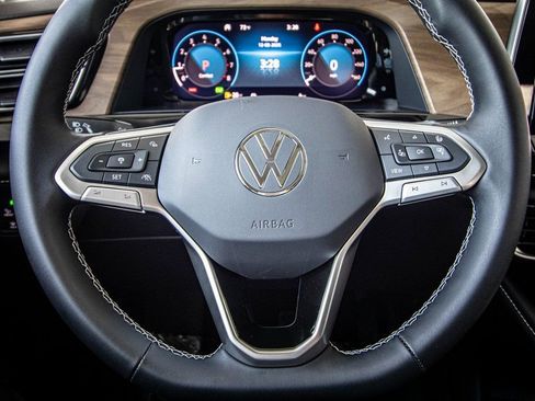 New 2026 Volkswagen Atlas SE image 34