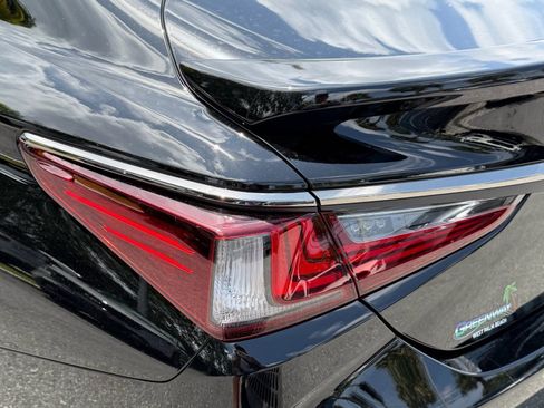 Used 2023 Lexus ES 350 F Sport w/ Accessory Package (Z2) FWD image 43