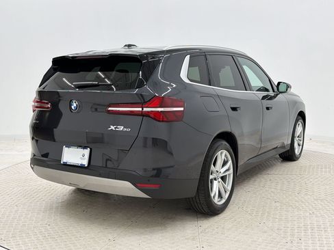 Used 2025 BMW X3 xDrive30i image 9