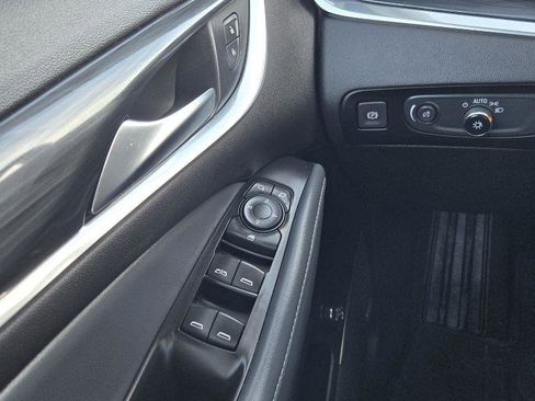 Used 2021 Buick Enclave Essence w/ Sound and Sites Package image 20