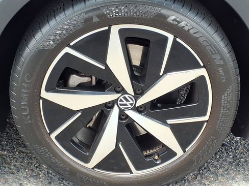 Certified 2023 Volkswagen ID.4 Pro S RWD image 9