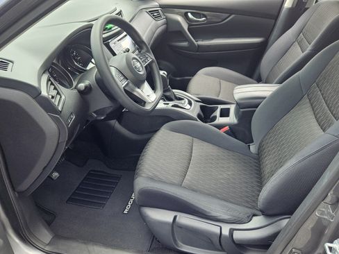 Used 2017 Nissan Rogue S FWD image 13