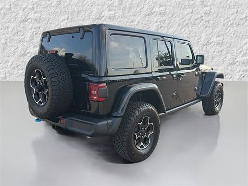 Used 2022 Jeep Wrangler Unlimited Rubicon 4xe image 3