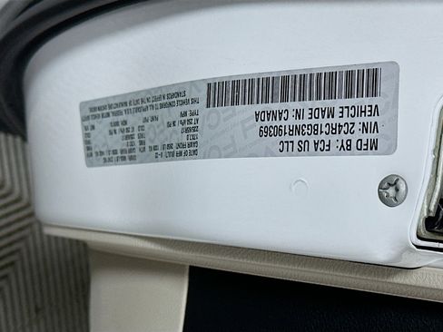 Used 2022 Chrysler Pacifica Touring-L FWD image 12