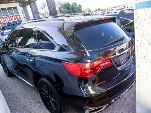 Used 2020 Acura MDX SH-AWD w/ Technology Package image 11