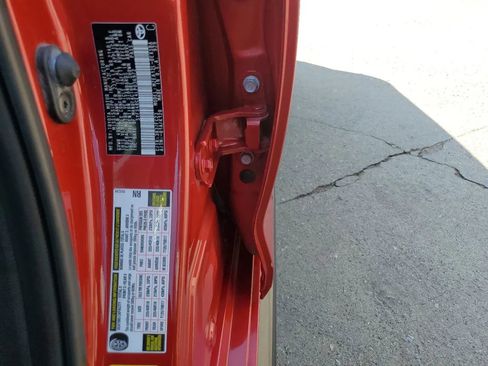 Used 2020 Toyota Corolla SE image 31