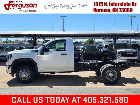 New 2026 GMC Sierra 3500 Pro AWD/4WD image 6