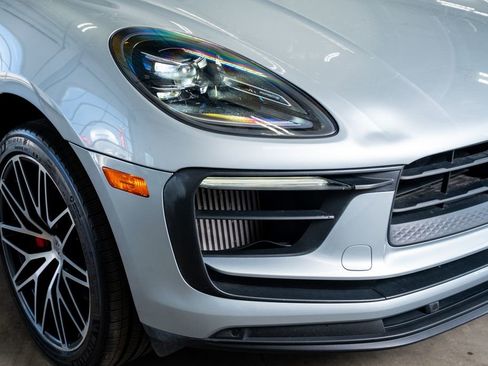Used 2023 Porsche Macan S image 18
