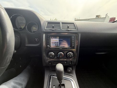 Used 2010 Dodge Challenger SRT8 w/ SRT Option Group II RWD image 17