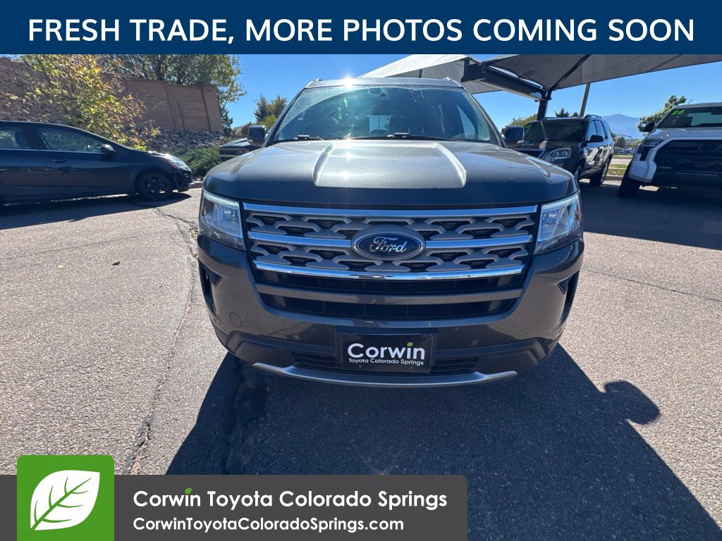 Used 2018 Ford Explorer XLT w/ Equipment Group 202A AWD/4WD image 2