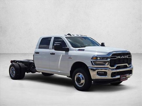 New 2026 RAM 3500 Tradesman w/ Chrome Appearance Group A AWD/4WD image 6